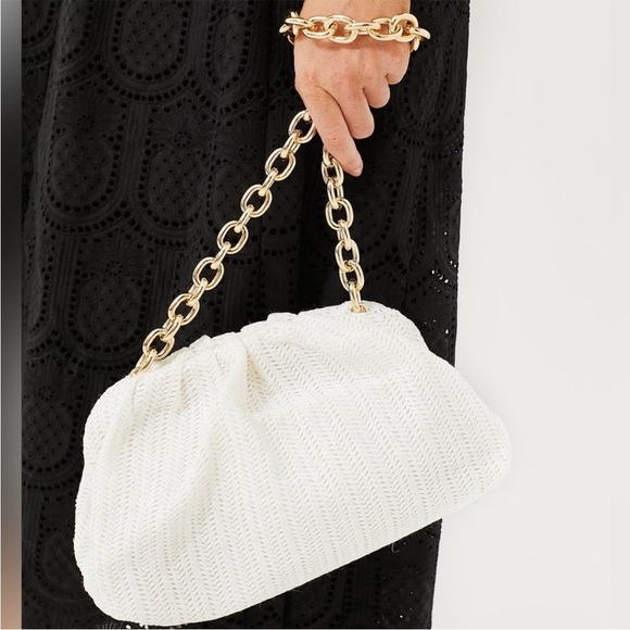 Tuckernuck White Raffia Straw Slouchy Clutch New With Gold Link Chain Strap - Picture 11 of 11